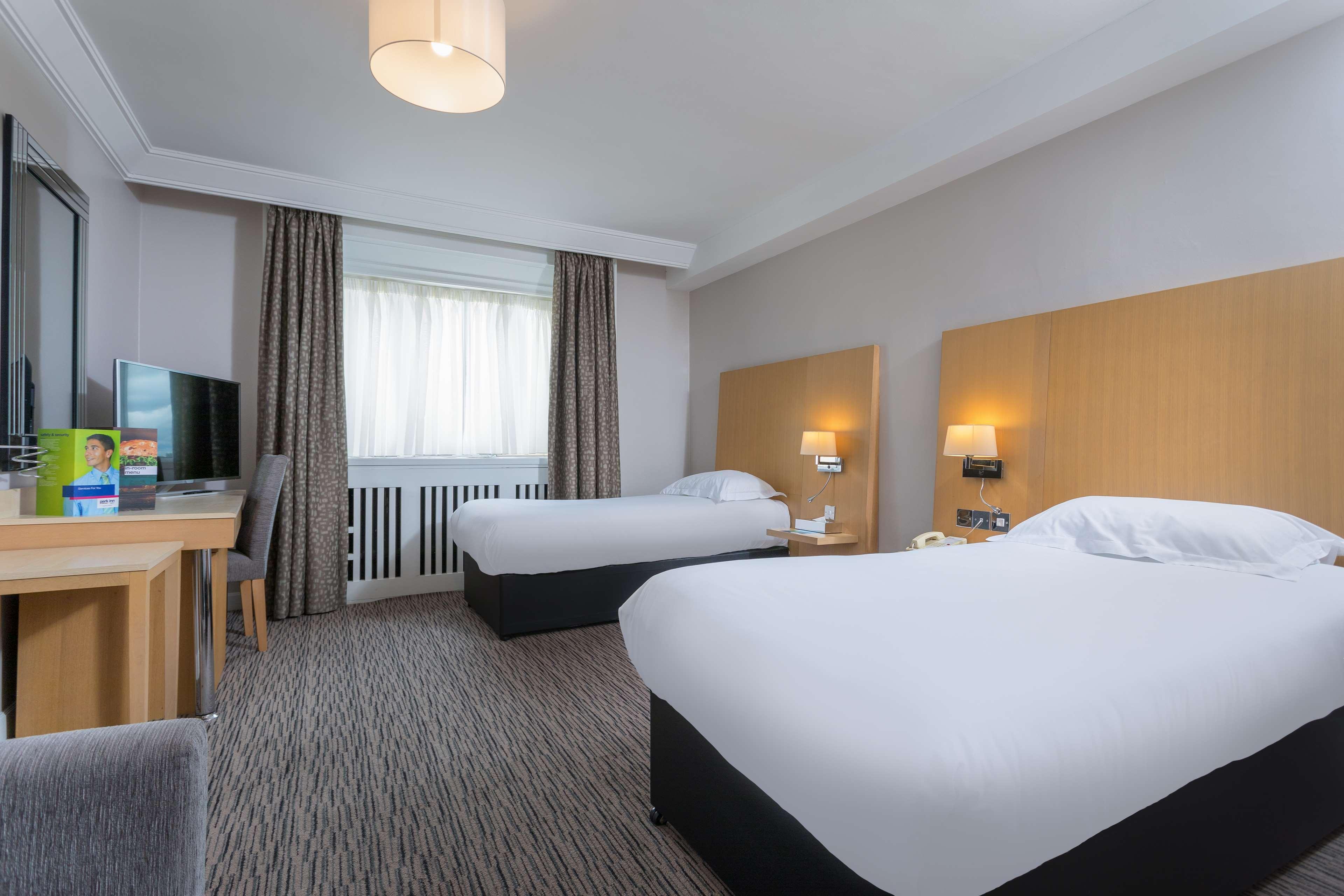 Park Inn By Radisson Shannon Airport Exterior foto