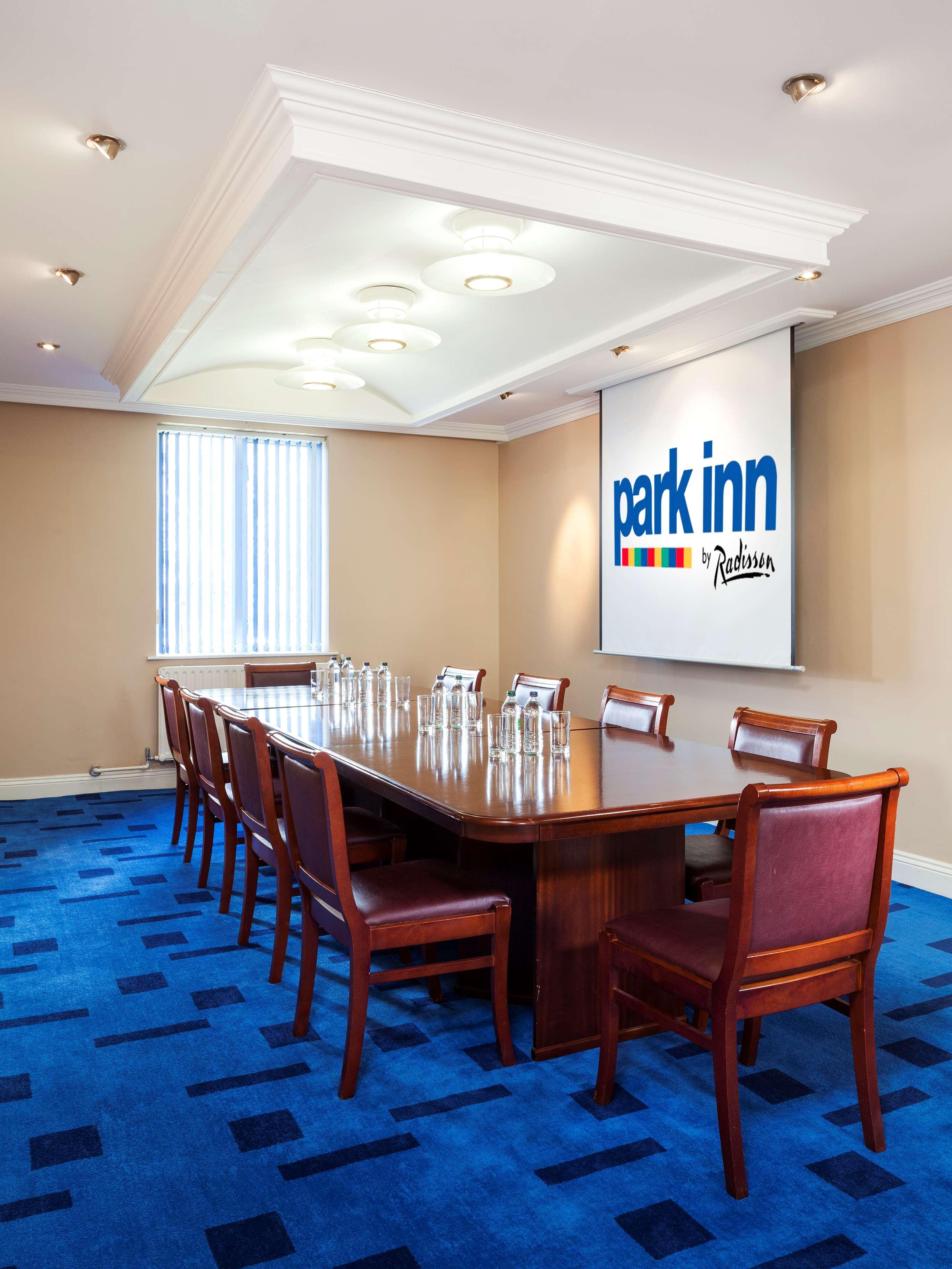 Park Inn By Radisson Shannon Airport Exterior foto
