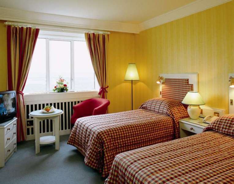 Park Inn By Radisson Shannon Airport Habitación foto