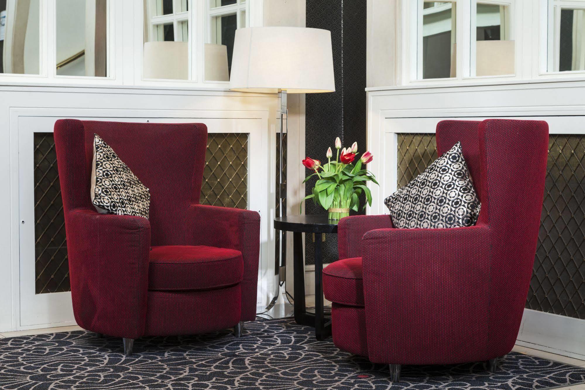 Park Inn By Radisson Shannon Airport Exterior foto